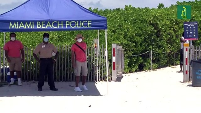 Abren playas de Miami después de tres meses cerradas por el COVID-19