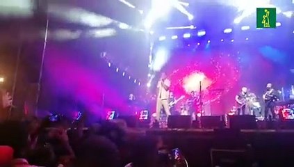 Romeo Santos se presenta en Higüey e invita al Sultán