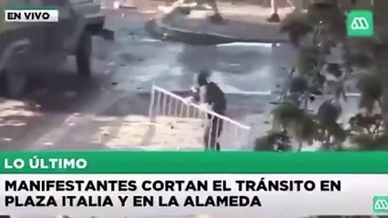 Joven atropellado por Carabineros esta tarde en Plaza Italia, Chile