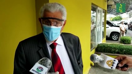 Saladín llama a la prudencia a jóvenes que protestan en la Plaza de la Bandera