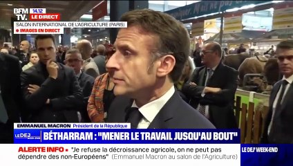 Emmanuel Macron s'exprime pour la première fois sur la fin de C8 en affirmant que "ce n'est pas une décision politique du tout" et "a une pensée" pour les 400 collaborateurs qui perdent leur emploi.