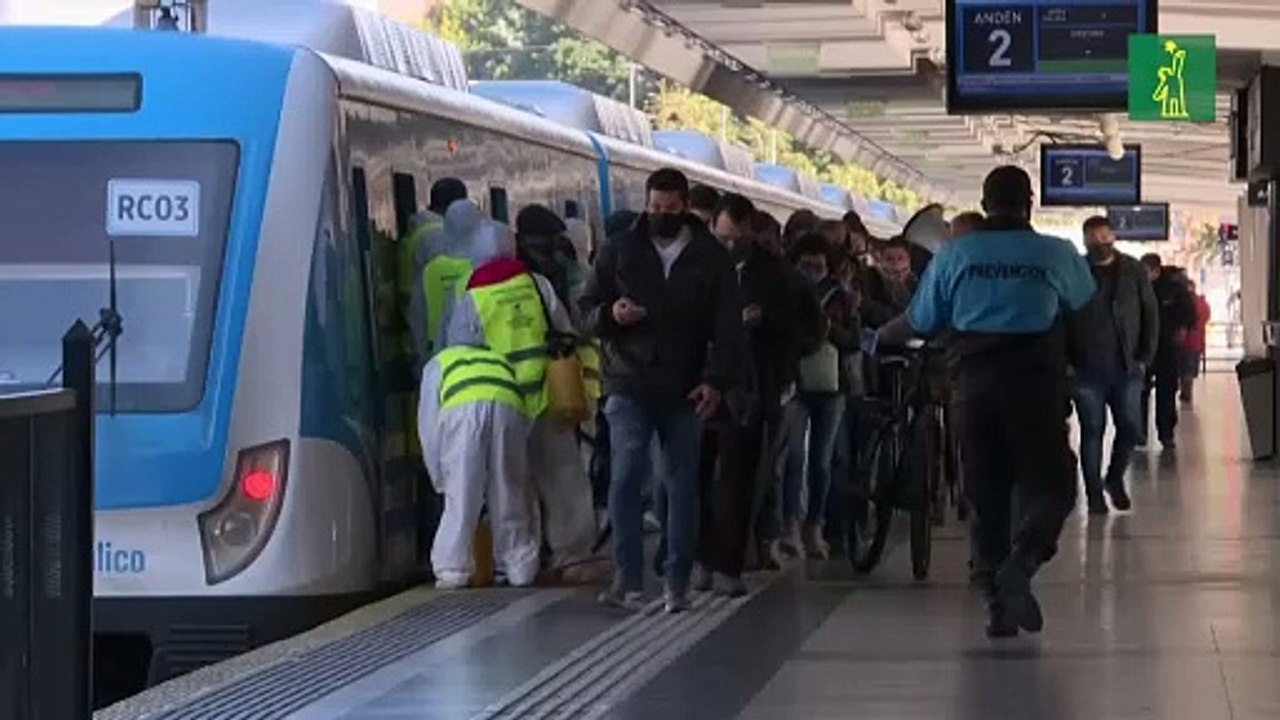 Argentina mantiene bajo confinamiento en urbes con COVID-19 y alivia en provincias