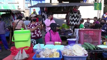 Con terroríficas máscaras educan sobre el coronavirus