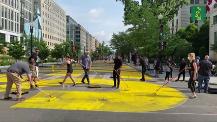 Alcaldesa de Washington, enfrentada con Trump, rebautiza calle lema de las protestas