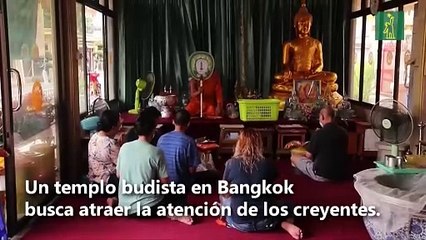 Esqueletos motorizados para atraer donaciones en Bangkok