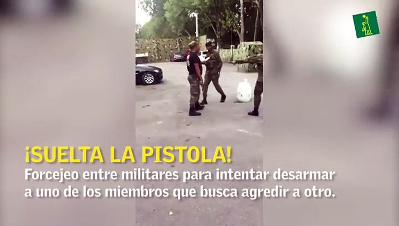 ¡SUELTA LA PISTOLA!