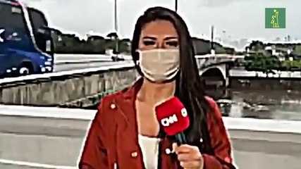 Una reportera sufre un atraco en pleno directo en Brasil