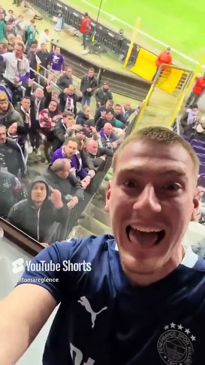 Anderlecht taraftarını sinirlendiren bir Fenerbahçe taraftarı, o anları kayda aldı. #shortvideo