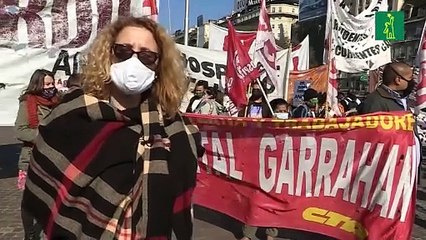 Personal sanitario de Argentina protesta por situación en hospitales