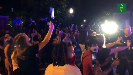 Estatuas de proesclavistas caen con vientos de cambio que soplan en EEUU