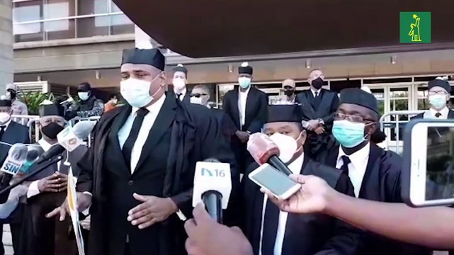 Abogados piden reapertura de los tribunales