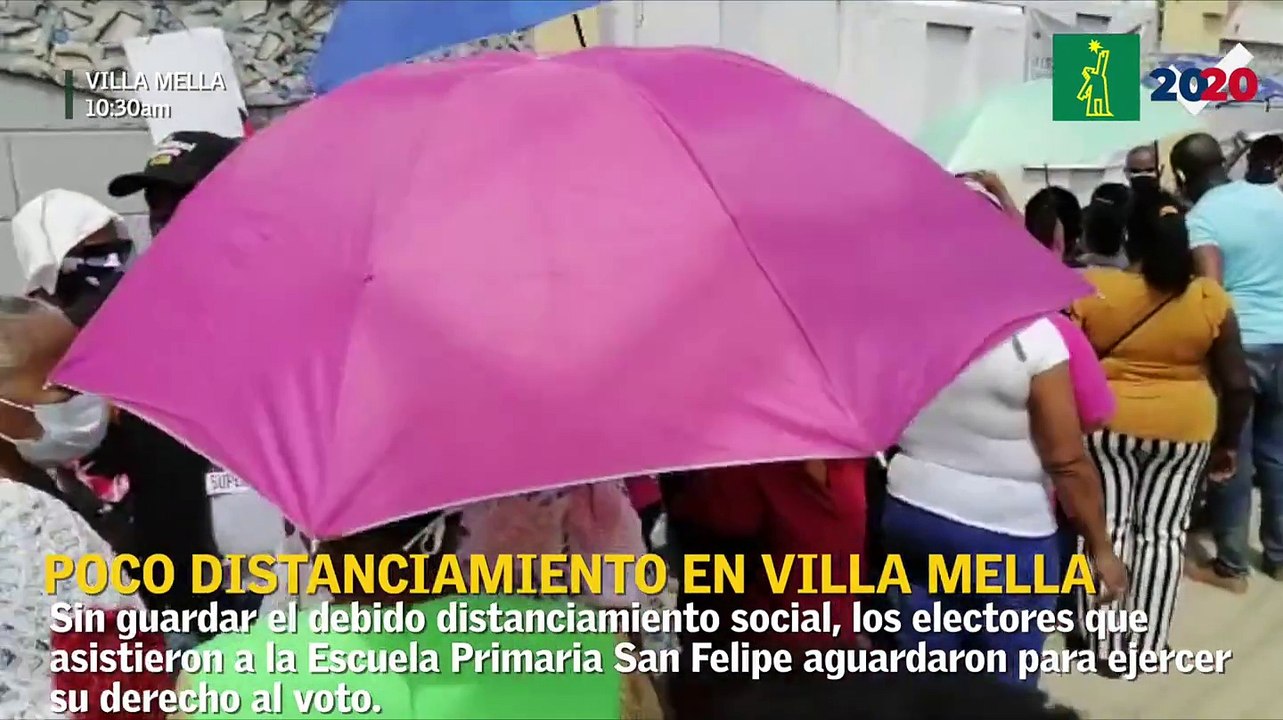 Con retraso, sin distanciamiento y bajo tensión inician las votaciones en la Escuela Primaria San Felipe de Villa Mella