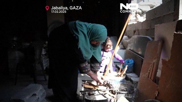 NO COMMENT: Palestinos desplazados en Gaza luchan por reconstruir sus casas tras los ataques aéreos