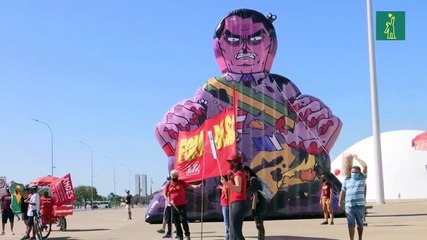 Manifestantes piden en Brasilia juicio político para Bolsonaro