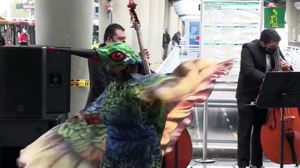 Orquesta Filarmónica de Bogotá lleva música al transporte público durante la pandemia