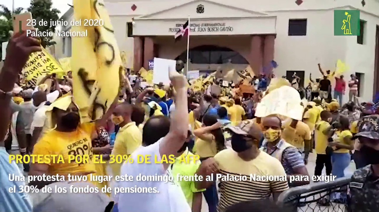 Protesta por el 30% de las AFP frente al Palacio Nacional