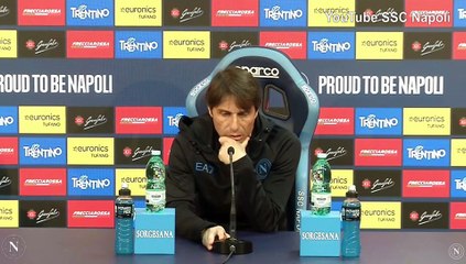 "Allenare ancora il Napoli?": Conte risponde così