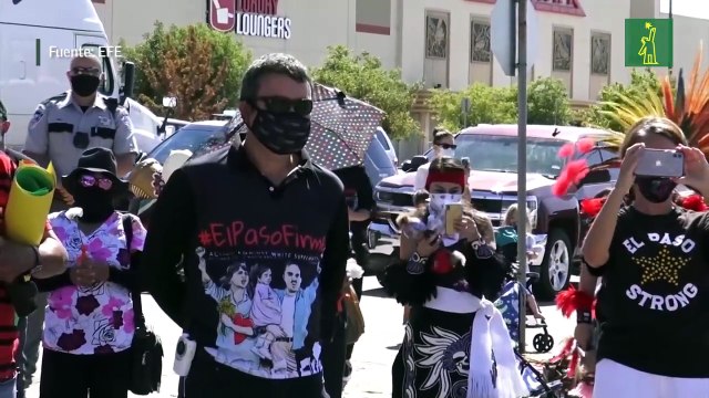 El Paso recuerda a víctimas de tiroteo con abrazos virtuales y peregrinaje