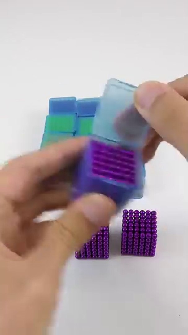 ⁣Tiny Magnetic Balls & ASMR Magnet #asmr #shrots