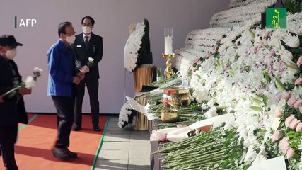 Corea del Sur llora a las víctimas de la mortal aglomeración de Halloween