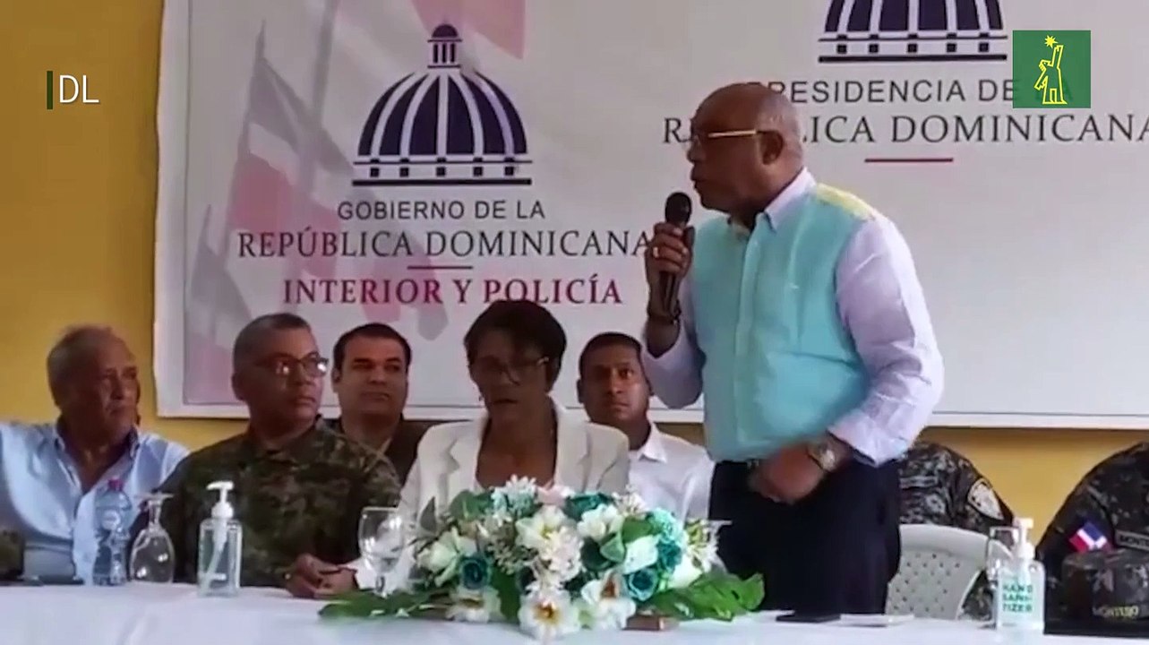 ¿Ustedes creen que resolver el problema de Higüey es con una varita mágica? cuestiona Gerente general de Edeeste a comunitarios de Higüey