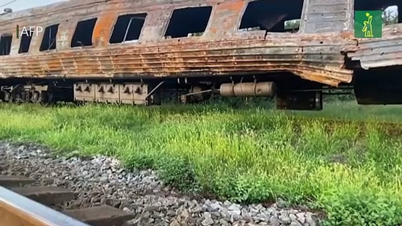 Rusia asegura que tren bombardeado era militar pero Ucrania denuncia masacre de civiles