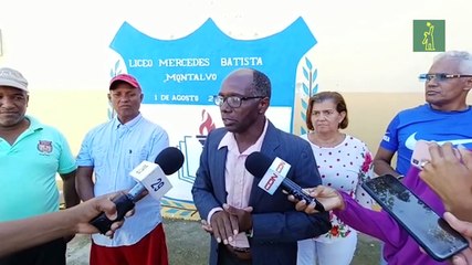 Más de 150 estudiantes de liceo en Santiago no han empezado el año escolar por filtraciones en aulas