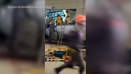 Nueve fallecidos tras derrumbe en evento con candidatos en empresa en Brasil