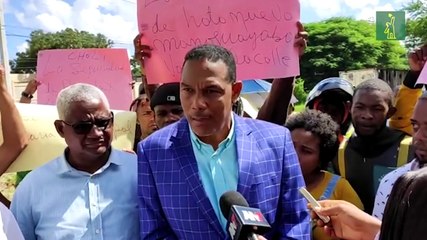 Pobladores de Hato Nuevo reclaman terreno para obras sociales