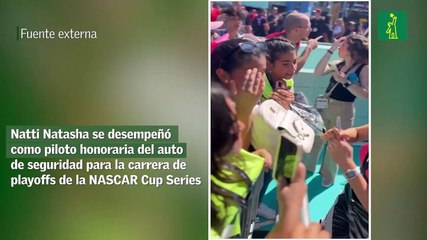 Natti Natasha se desempeñó como piloto honoraria del auto de seguridad para la carrera de playoffs de la NASCAR Cup Series