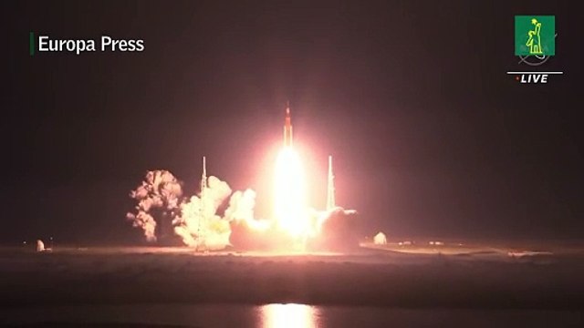 Artemis I despega con el megacohete lunar y la nave Orion de la NASA
