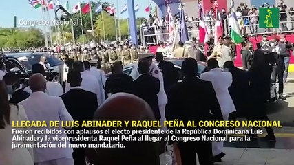 Llegada de Luis Abinader y Raquel Peña al Congreso Nacional