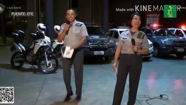 El baile viral de un policía que disparó donaciones de alimentos en Brasil