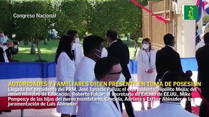 Legisladores y familiares al Congreso Nacional