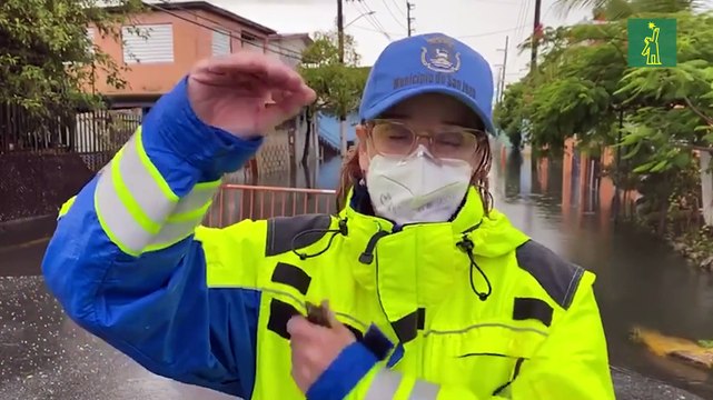 Alcaldesa de S.J. habla del remanente de inundaciones en el Barrio Obrero en Santurce, Puerto Rico