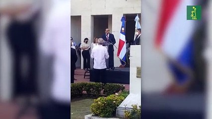 Ministro de Educación se despide de colaboradores