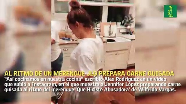 A ritmo del merengue 'Que Hiciste Abusadora' JLO demuestra sus dotes culinarios