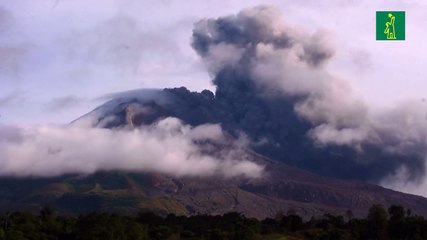 Alerta aérea en Indonesia tras nueva erupción del volcán Sinabung
