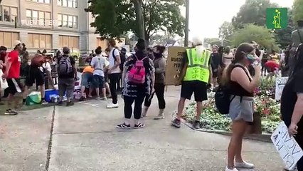 Las protestas raciales en las que ya han muerto 2 personas continúan en Kenosha