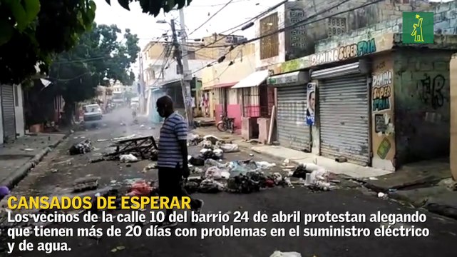 Habitantes del barrio 24 de abril protestan tras 20 días sin servicios de agua y electricidad