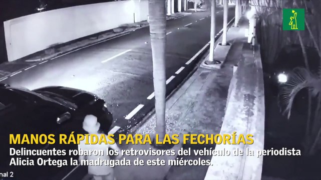 En menos de un minuto ladrones sustraen retrovisores al vehículo de Alicia Ortega