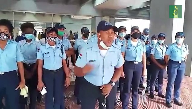 Policías auxiliares cancelados exigen pago del mes de octubre