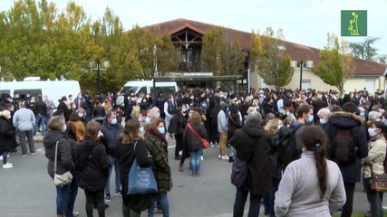 Conmoción y varios detenidos en Francia tras la decapitación de un profesor