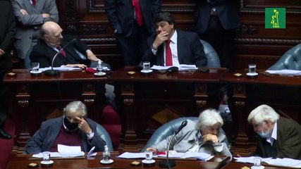 Expresidentes Mujica y Sanguinetti dejan el senado en Uruguay