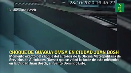 Momento exacto del choque del autobús de la Omsa en la Ciudad Juan Bosch