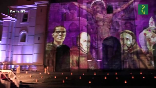 Los miles de fallecidos en Perú fueron homenajeados en una misa