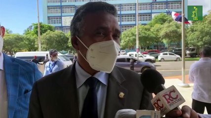 Félix Bautista entrega documentos pendientes en la PGR