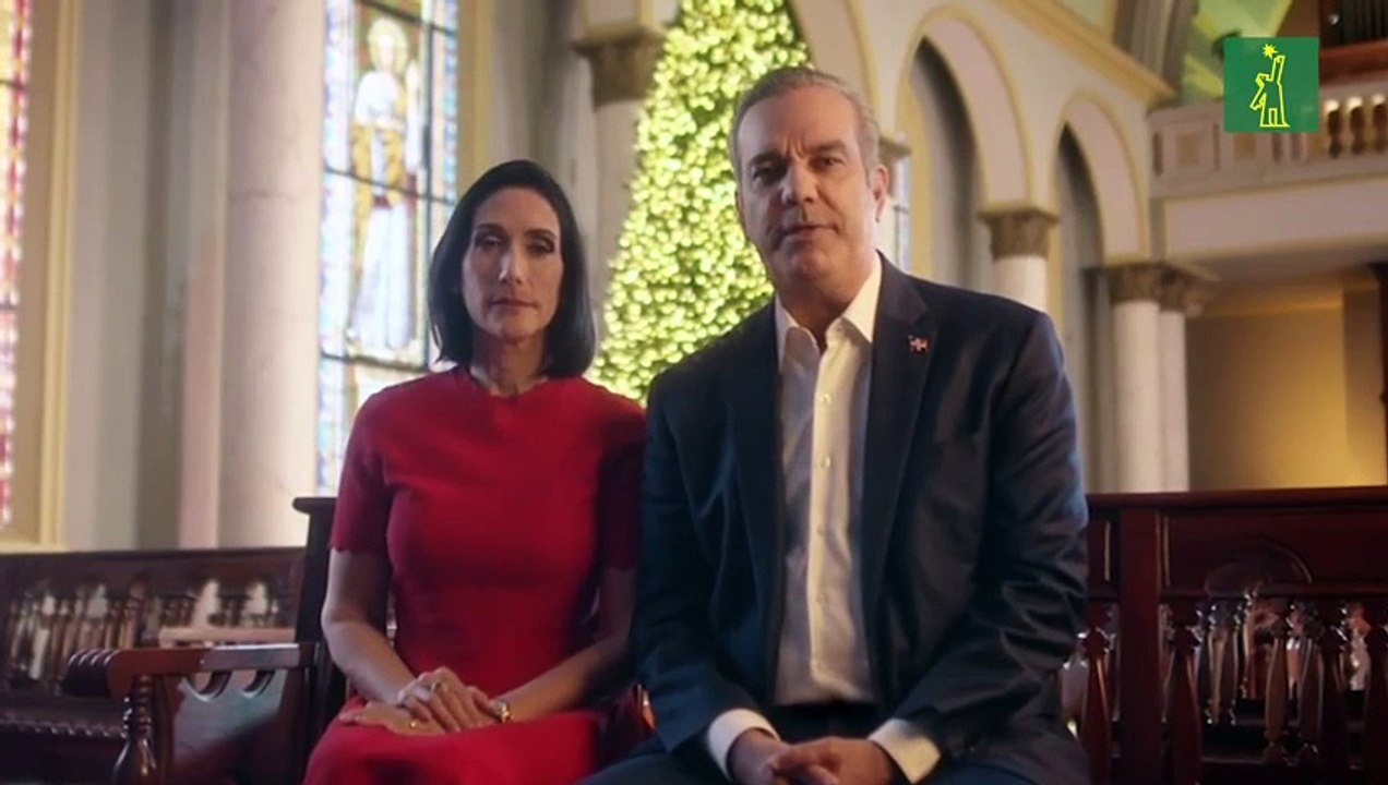 Presidente y primera dama exhortan a disfrutar festividades navideñas y protegerse
