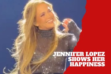 J-Lo is so happy! Jennifer Lopez is glowing on stage without Ben Affleck