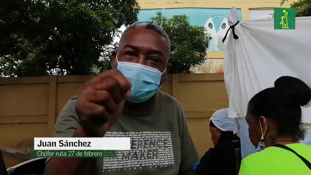 Chóferes exigen a Carolina Mejía el arreglo de la avenida Duarte